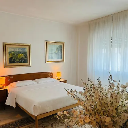 Thalia Venezia Accogliente Апартаменты *